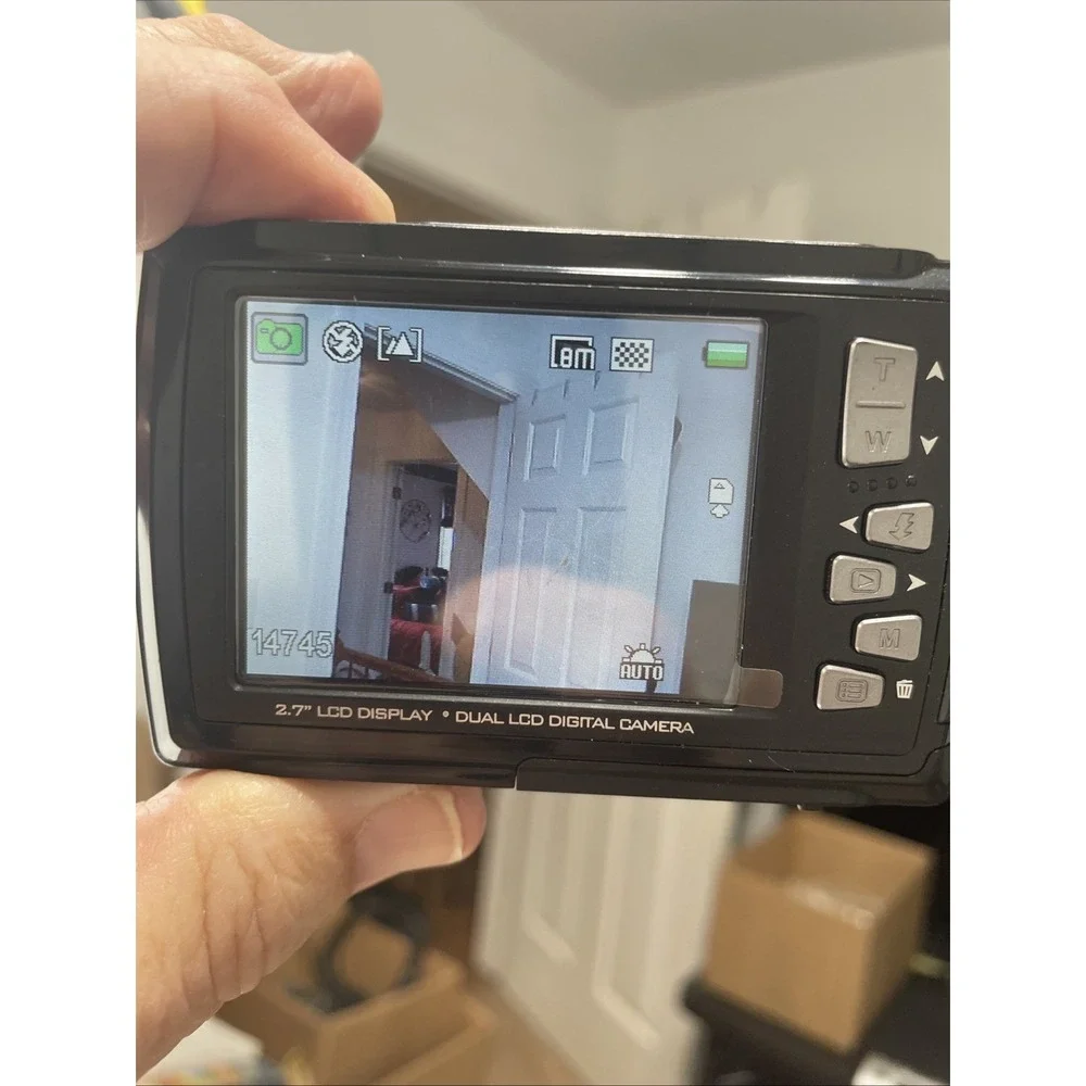 Maginon Splash 80 Dig Camera 8.0MP Underwater Dual Screen+Battery+32GB Mem Card